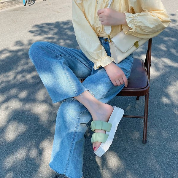 Ikdienas sieviešu čības ar ādas lencēm trīs krāsās