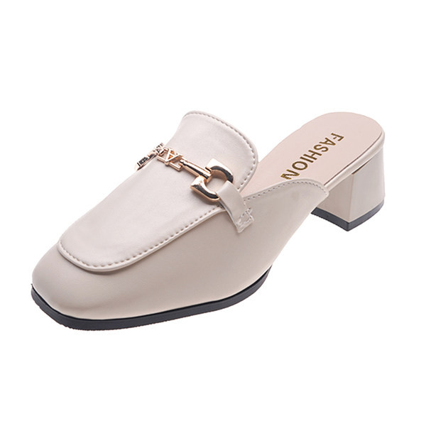 Jauna modeļa slēgtas čības no eko ādas ar metāla apdari