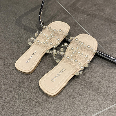 Ikdienas sieviešu čības ar plakanu zoli un pērļu rotājumu