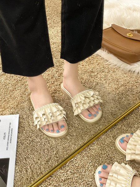 Ikdienas sieviešu čības ar plakanu zoli un pērlēm - eko āda