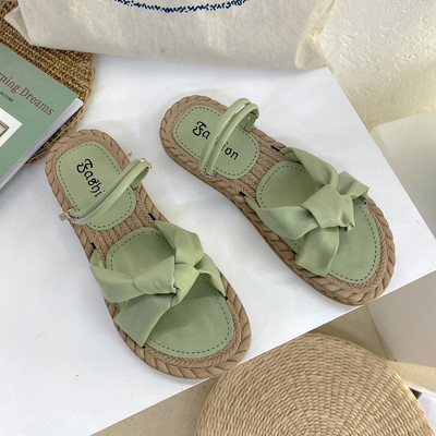 Jauns sieviešu čību modelis ar plakanu zoli - mākslīgā āda