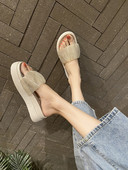 Sieviešu vasaras ikdienas čības ar plakanu zoli