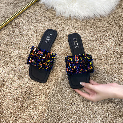 Sieviešu ikdienas čības ar vizuļu rotājumu