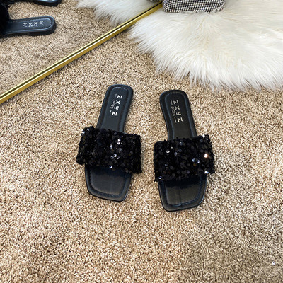 Sieviešu ikdienas čības ar vizuļu rotājumu