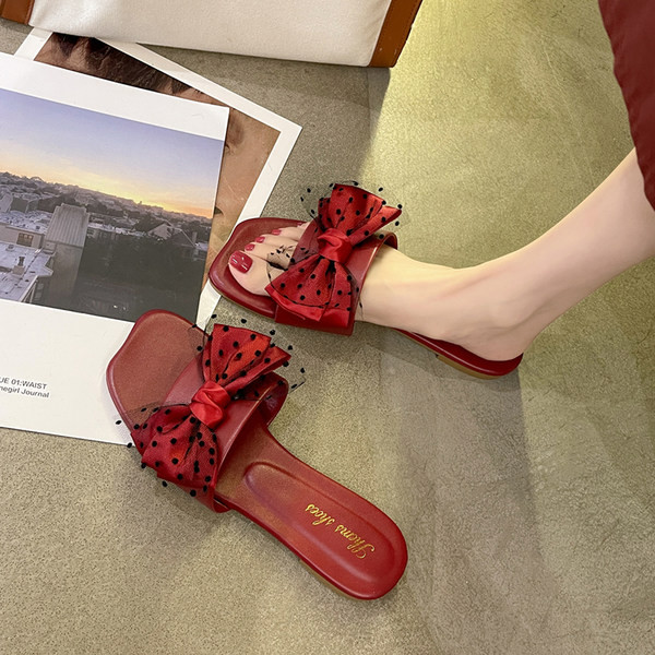 Sieviešu čības ar tilla un satīna lenti