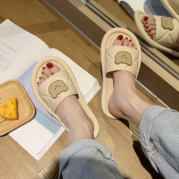 Ikdienas sieviešu čības ar lācīti melnā un bēšā krāsā