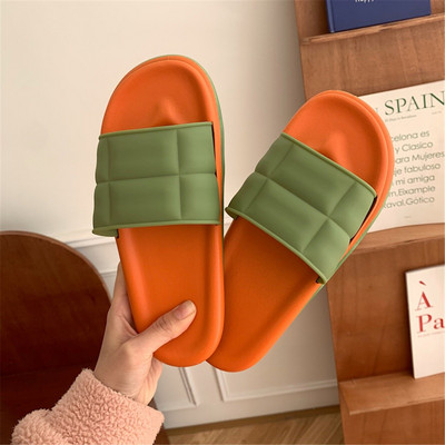 Vasaras sieviešu čības ar plakanu zoli vairākās krāsās