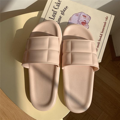 Vasaras sieviešu čības ar plakanu zoli vairākās krāsās