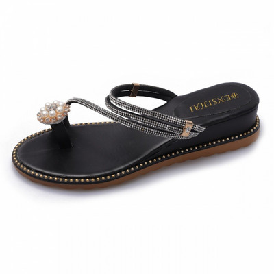 Modernas sieviešu čības ar akmeņiem un pērlēm sievietēm