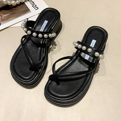 Ikdienas platformas čības ar pērļu rotājumu