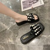 Jauns sieviešu čību modelis ar pērlēm un platformu 4 cm