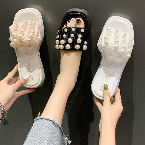 Jauns sieviešu čību modelis ar pērlēm un platformu 4 cm