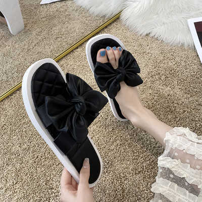 Ikdienas sieviešu čības ar plakanu zoli un lentes rotājumu - eko āda