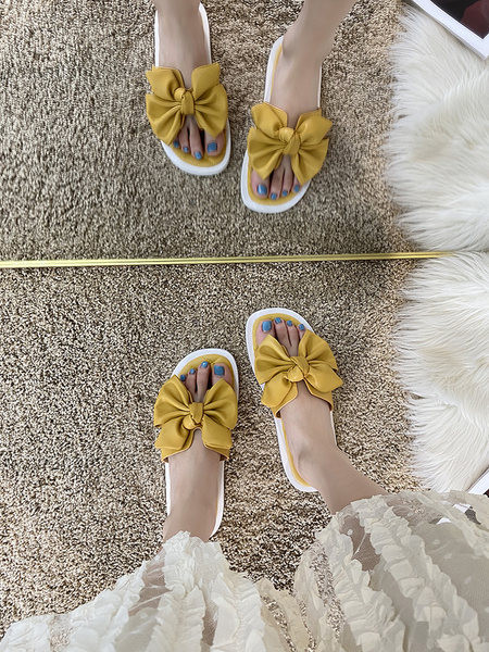 Ikdienas sieviešu čības ar plakanu zoli un lentes rotājumu - eko āda