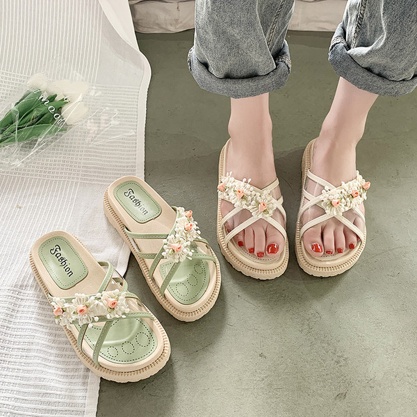 Sieviešu modernas čības ar 3D ziediem