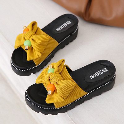 Ikdienas čības ar tekstila siksnu un lenti