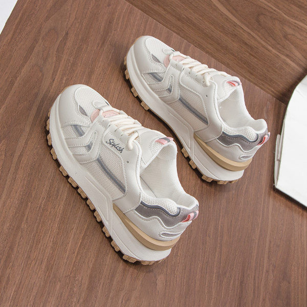 Jauns sieviešu sporta kedu modelis ar šņorēm divās krāsās