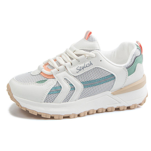 Jauns sieviešu sporta kedu modelis ar šņorēm divās krāsās