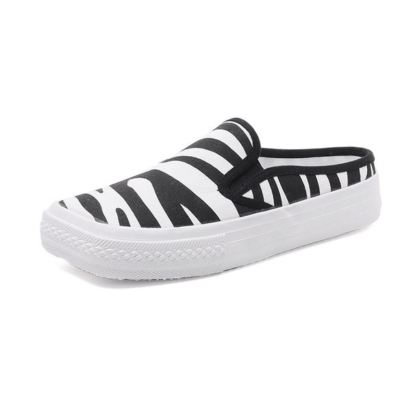 Sieviešu tekstila kedas ar dzīvnieku apdruku