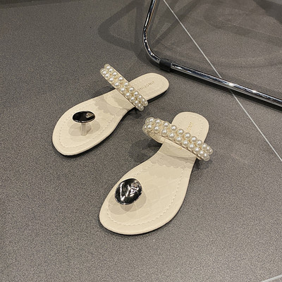 Παντόφλες casual γυναικείες με επίπεδη σόλα και λουράκι από πέρλες