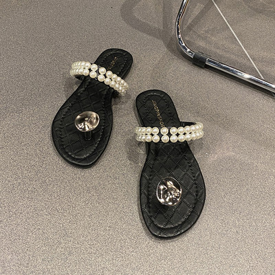 Παντόφλες casual γυναικείες με επίπεδη σόλα και λουράκι από πέρλες