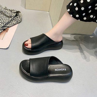 Γυναικείες έκο δερμάτινες παντόφλες με velcro