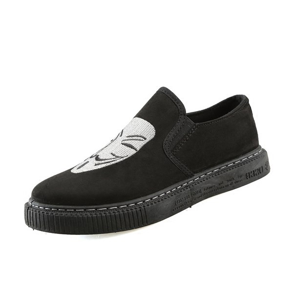 Ανδρικά μοκασίνια με κεντήματα και επίπεδη σόλα