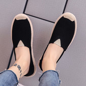 Vīriešu mokasīni ar plakanām zolēm - tīrs modelis