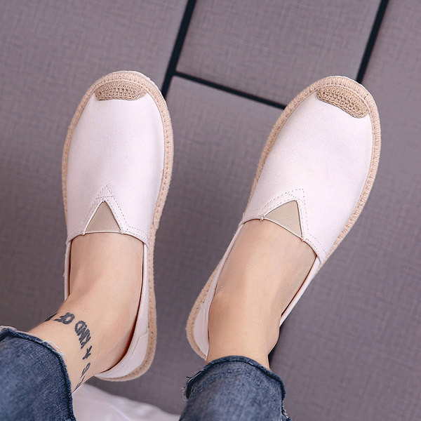 Vīriešu mokasīni ar plakanām zolēm - tīrs modelis