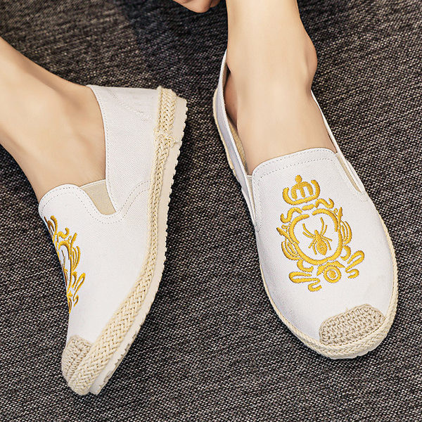 Vīriešu tekstila mokasīni ar izšuvumiem