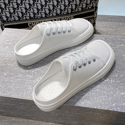 Γυναικείες παντόφλες άνοιξη με κορδόνια