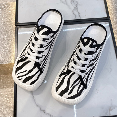 Γυναικείες παντόφλες άνοιξη με κορδόνια