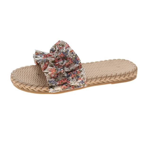 Sieviešu ikdienas čības no tekstila lencēm ar lokām