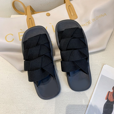 Καλοκαιρινές παντόφλες με  ελαστικά λουράκια