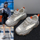 Jauns sieviešu kedu modelis ar šņorēm un raupju zoli - trīs krāsās