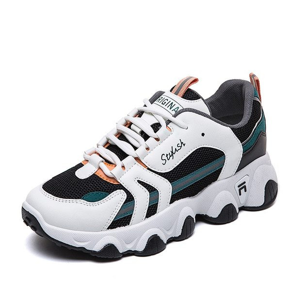 Jauns sieviešu kedu modelis ar raupju zoli un šņorēm - trīs krāsas