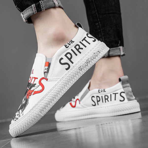 Ikdienas mokasīni ar uzrakstiem - vīriešiem