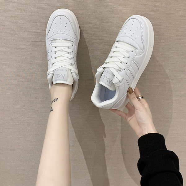 Ikdienas sieviešu kedas no eko ādas ar plakanu zoli - vairākas krāsas