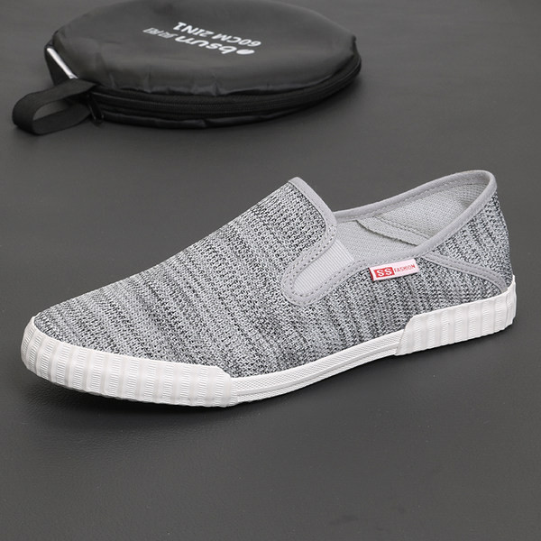 Ανδρικά μοκασίνια με επίπεδη σόλα