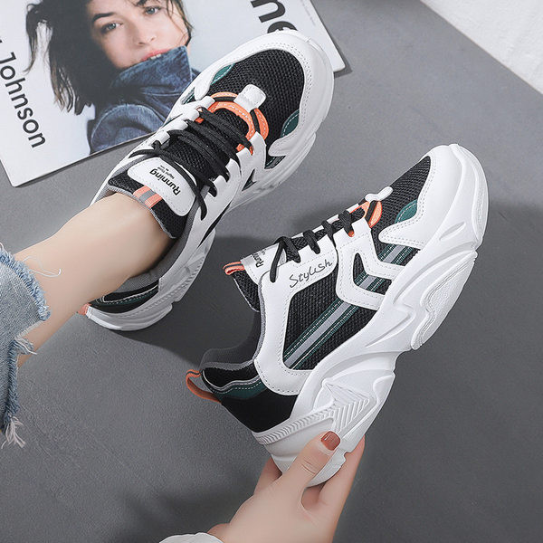 Pavasara-rudens sieviešu kedas ar šņorēm un raupju zoli trīs krāsās