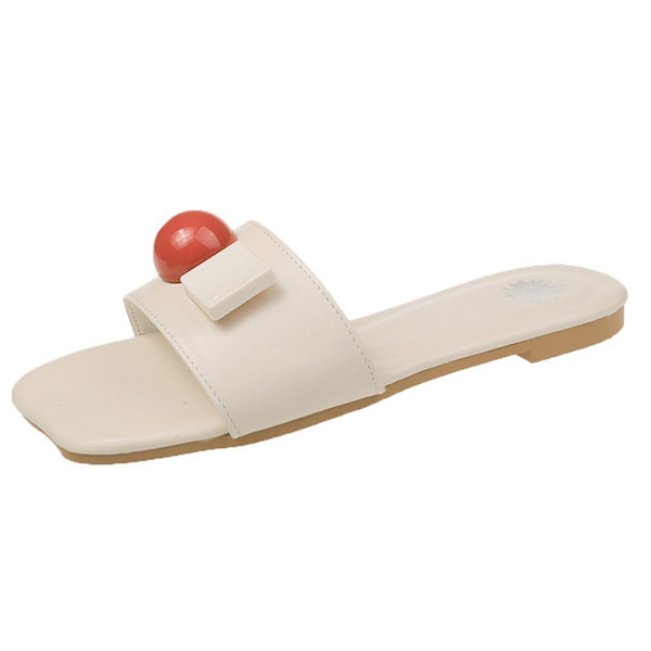 Sieviešu čības ar 3D elementiem