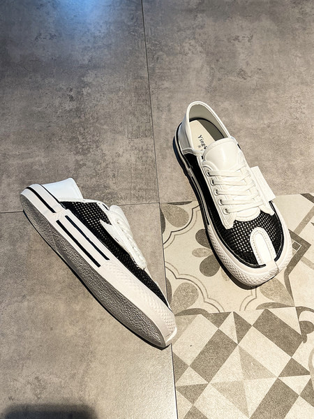 Elpojošas sieviešu kedas no tekstila ar plakanu zoli