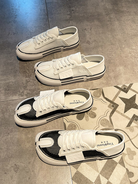 Elpojošas sieviešu kedas no tekstila ar plakanu zoli