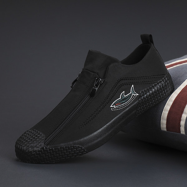 Σύγχρονα μοκασίνια με κέντημα - για άντρες