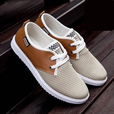 Vasariniai vyriški mokasinai su kaklaraiščiais ir užrašu