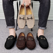 Ανδρικά μοκασίνια με μεταλλική αγκράφα σε διάφορα χρώματα