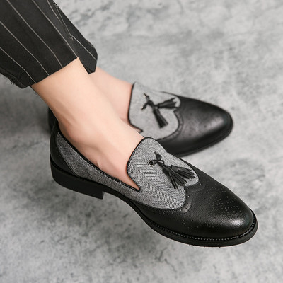 Ανδρικά μοκασίνια από οικολογικό δέρμα και υφάσματα με φούντα