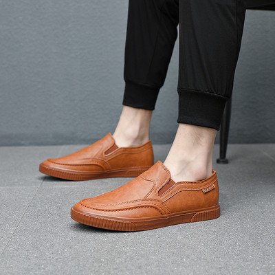 Mocasini din imitatie de piele cu talpa plata - pentru barbati