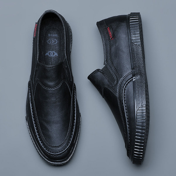 Mocasini din imitatie de piele cu talpa plata - pentru barbati