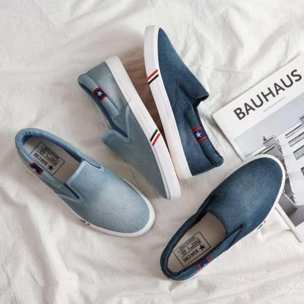 Ανδρικά περιστασιακά μοκασίνια τζιν με απλικέ